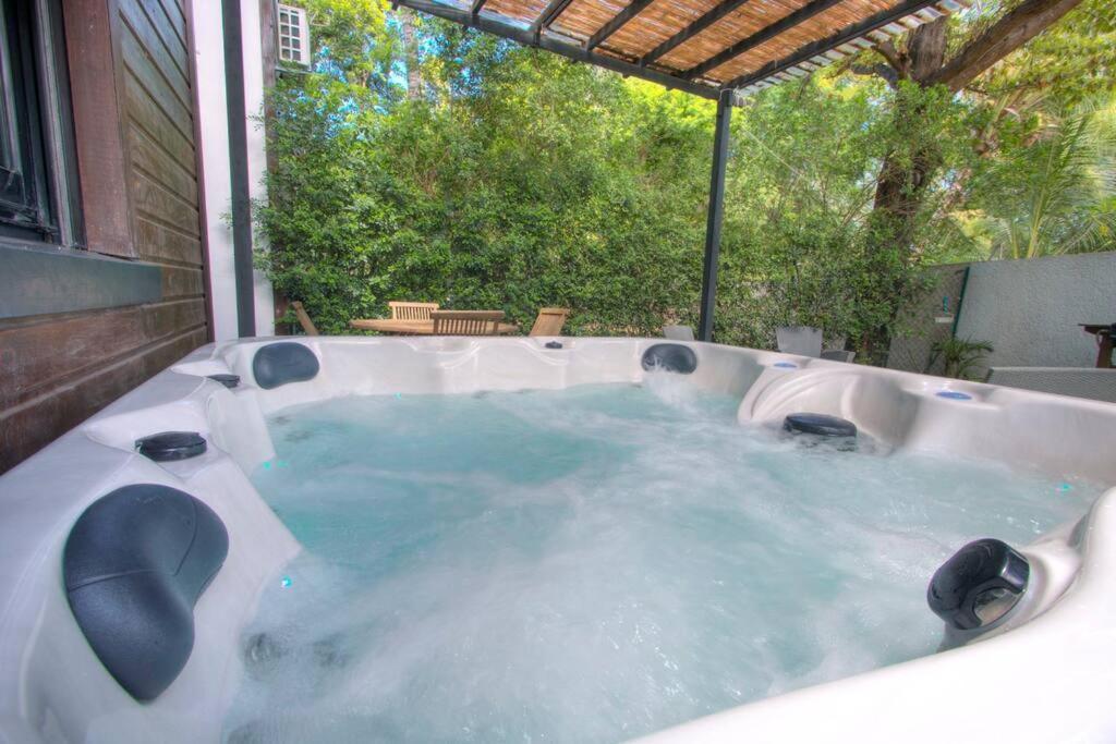 Le Grand Bleu - Jacuzzi - Apt La Saline Les Bains Eksteriør billede