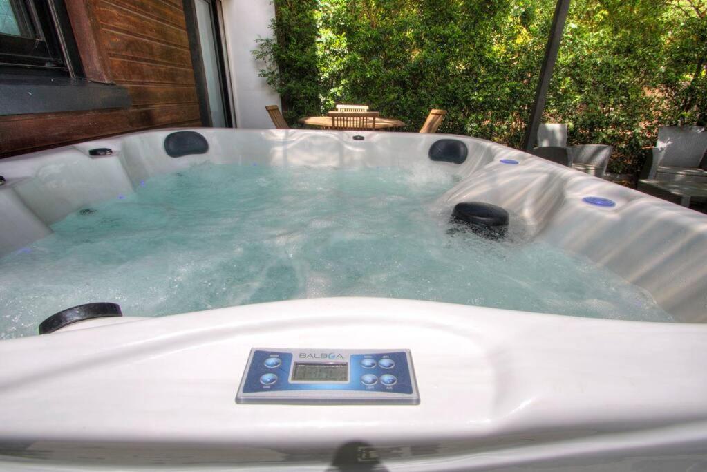Le Grand Bleu - Jacuzzi - Apt La Saline Les Bains Eksteriør billede